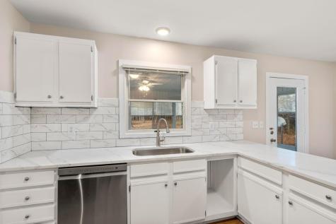 298 Summerset Lane Summerville SC 29483