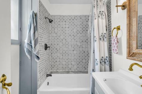 55 Laurens Street Charleston SC 29401