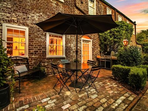 55 Laurens Street Charleston SC 29401