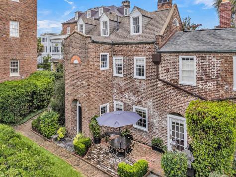 55 Laurens Street Charleston SC 29401