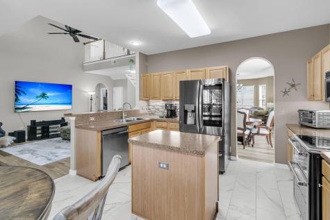 153 Oakbluff Road Summerville SC 29485