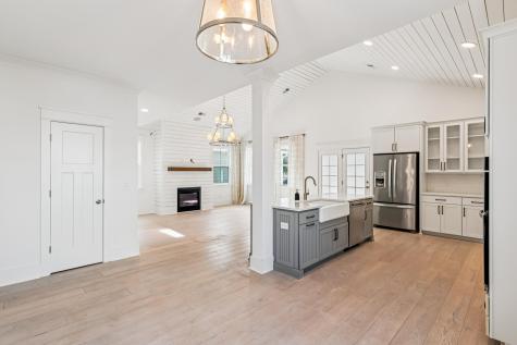 1009 Oak Bluff Avenue Charleston SC 29492
