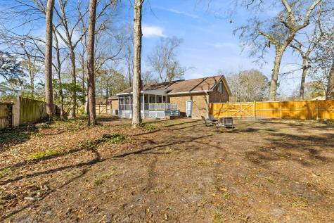 100 Medway Square Summerville SC 29485