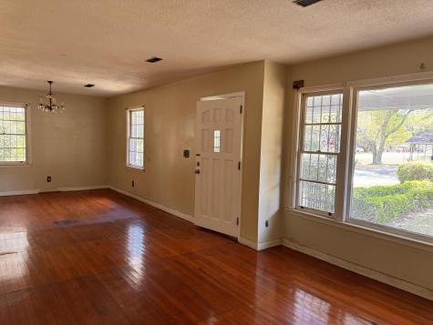 1106 Barrett Road Charleston SC 29407