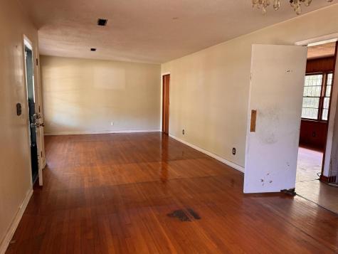 1106 Barrett Road Charleston SC 29407