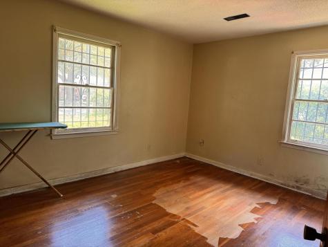1106 Barrett Road Charleston SC 29407