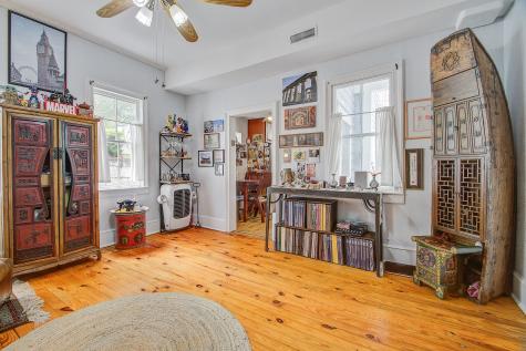 5 Bull Street Charleston SC 29401