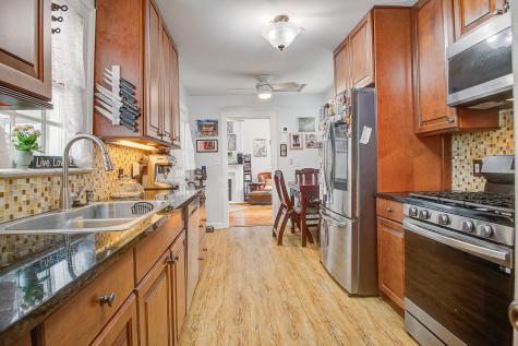 5 Bull Street Charleston SC 29401