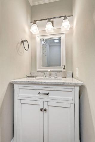 55 Ashley Avenue Charleston SC 29401
