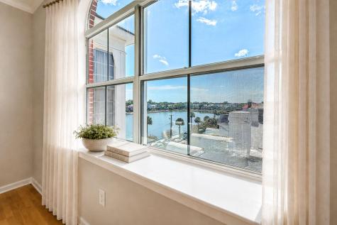 55 Ashley Avenue Charleston SC 29401
