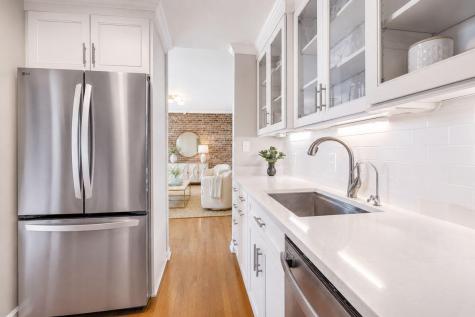 55 Ashley Avenue Charleston SC 29401