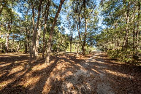 6976 Maybank Highway Wadmalaw Island SC 29487
