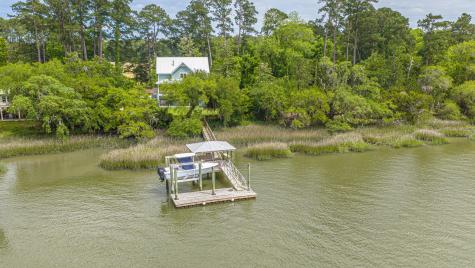 1594 Creekwood Road Edisto Island SC 29438