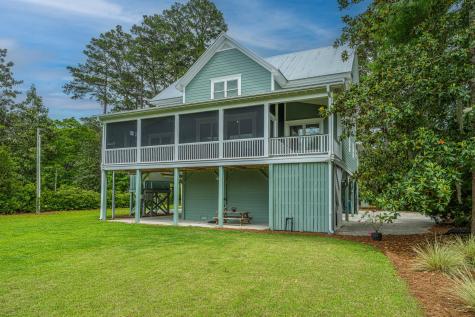 1594 Creekwood Road Edisto Island SC 29438