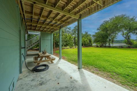 1594 Creekwood Road Edisto Island SC 29438