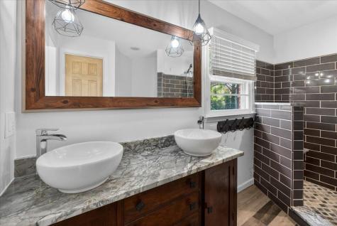 4761 Farmal Street North Charleston SC 29405
