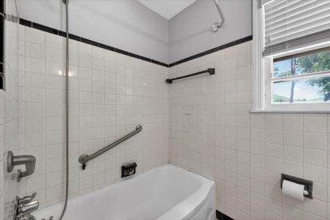 4761 Farmal Street North Charleston SC 29405