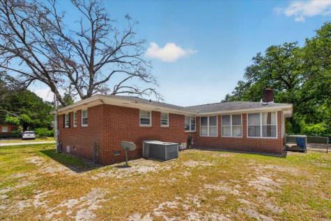 4761 Farmal Street North Charleston SC 29405