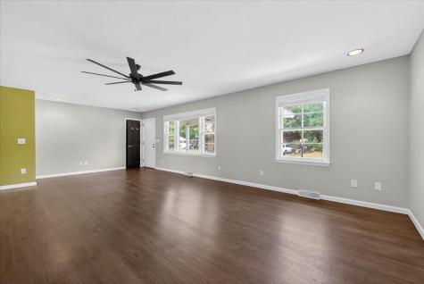 4761 Farmal Street North Charleston SC 29405