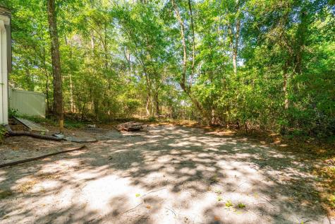 1631 Bee Balm Road Johns Island SC 29455