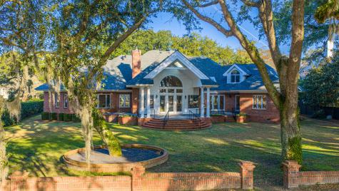 235 Country Club Lane Charleston SC 29412