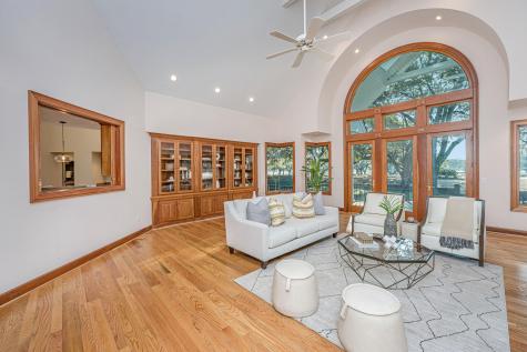 235 Country Club Lane Charleston SC 29412