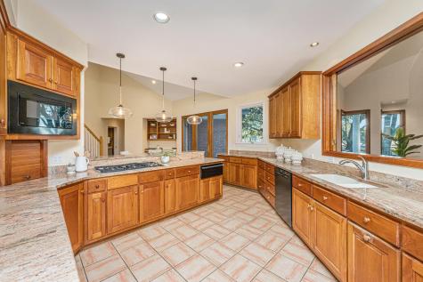 235 Country Club Lane Charleston SC 29412