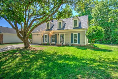 105 Wainwright Manor Summerville SC 29485