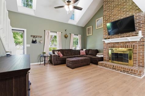 105 Wainwright Manor Summerville SC 29485