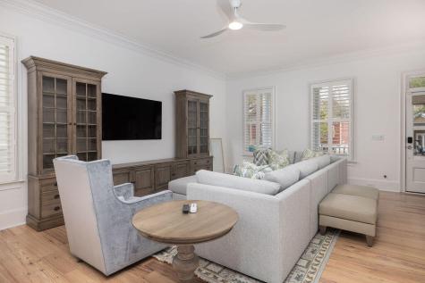 281 N Shelmore Boulevard Mount Pleasant SC 29464