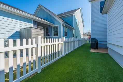 1073 Oak Bluff Avenue Charleston SC 29492