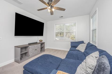 1073 Oak Bluff Avenue Charleston SC 29492