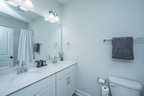 1073 Oak Bluff Avenue Charleston SC 29492