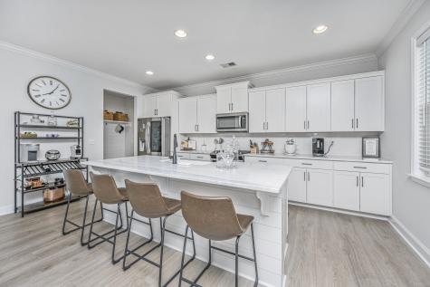 1073 Oak Bluff Avenue Charleston SC 29492