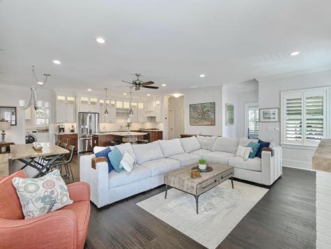 5217 Oak Cove Lane Hollywood SC 29449