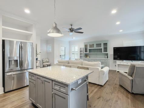 5217 Oak Cove Lane Hollywood SC 29449