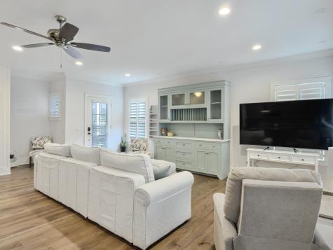 5217 Oak Cove Lane Hollywood SC 29449