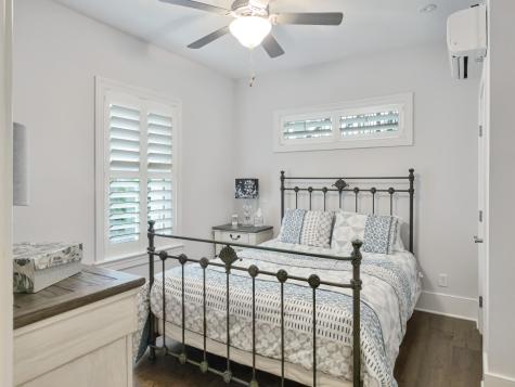 5217 Oak Cove Lane Hollywood SC 29449