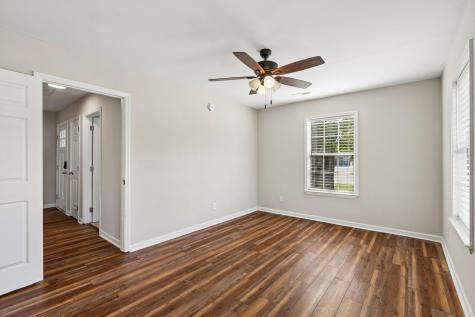 5615 Buskirk Street North Charleston SC 29406