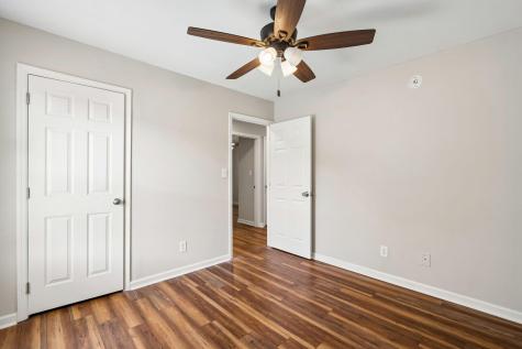 5615 Buskirk Street North Charleston SC 29406