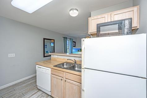 2262 Folly Road Charleston SC 29412