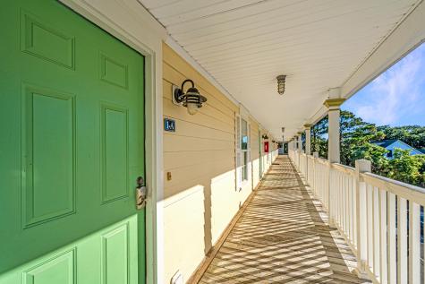 2262 Folly Road Charleston SC 29412