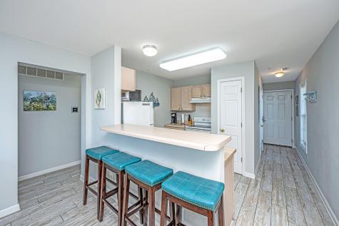 2262 Folly Road Charleston SC 29412