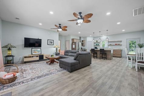 818 Frasier Lane Pineville SC 29468