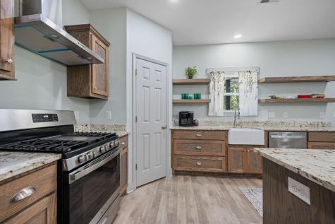 818 Frasier Lane Pineville SC 29468