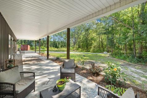 818 Frasier Lane Pineville SC 29468