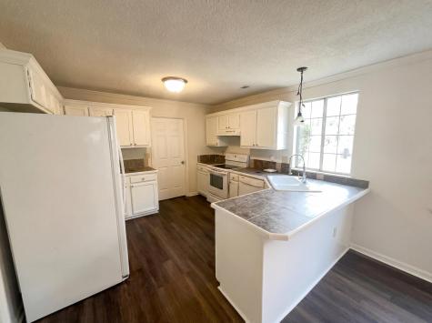 104 Nottingham Court Summerville SC 29485