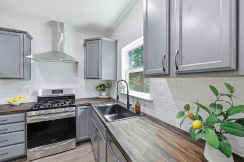 102 Ashley River Drive Summerville SC 29485