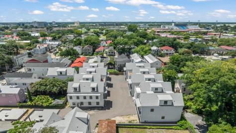 22 Nats Court Charleston SC 29403