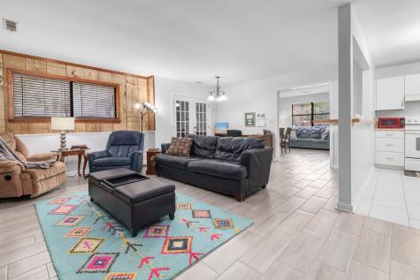 1815 Walsingham Way Charleston SC 29412